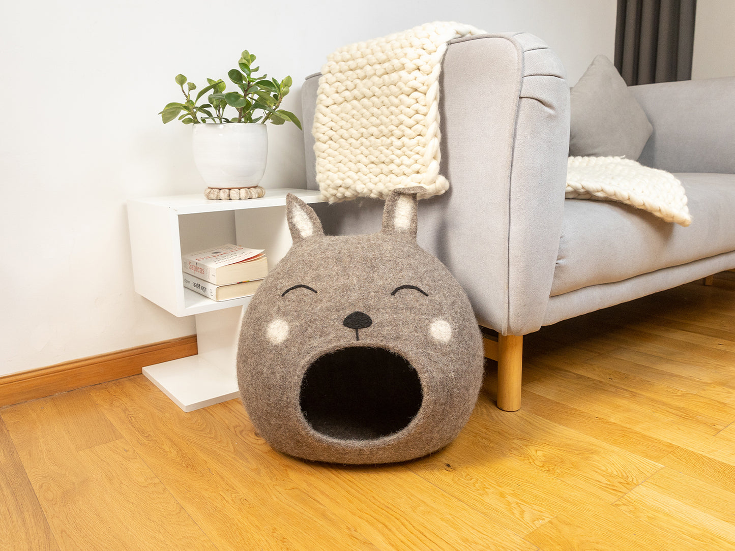 Wool Felt Bunny Cat Cave 100% New Zealand Wool handmade color floral gray white cream bunny pet product comfy