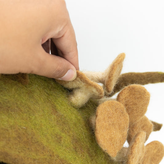 Whiskers Home Mushroom Design Felt Cat House Comfortable and Stylish Pet Cave color green brown