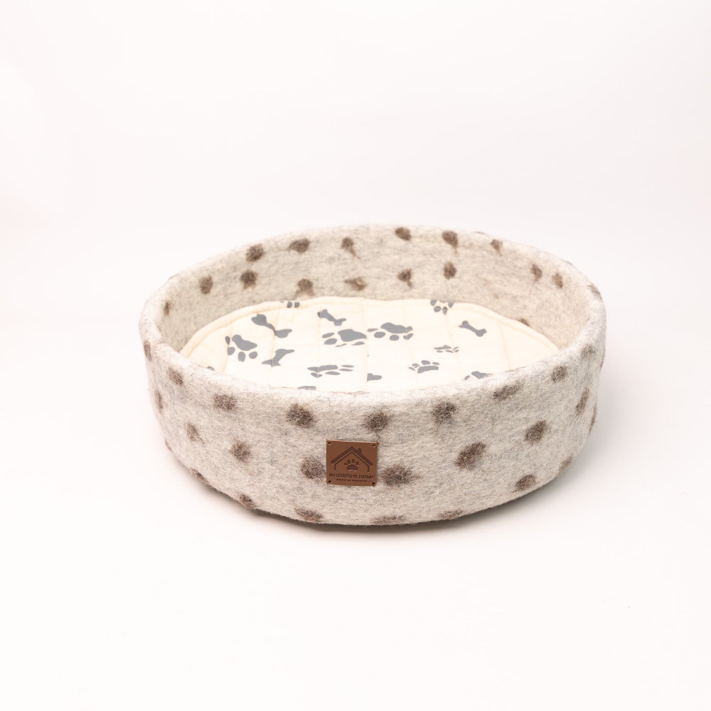 Spotty Handmade Felt Pet Bed 100% New Zealand Wool handmade color floral gray white cream pet product comfy
