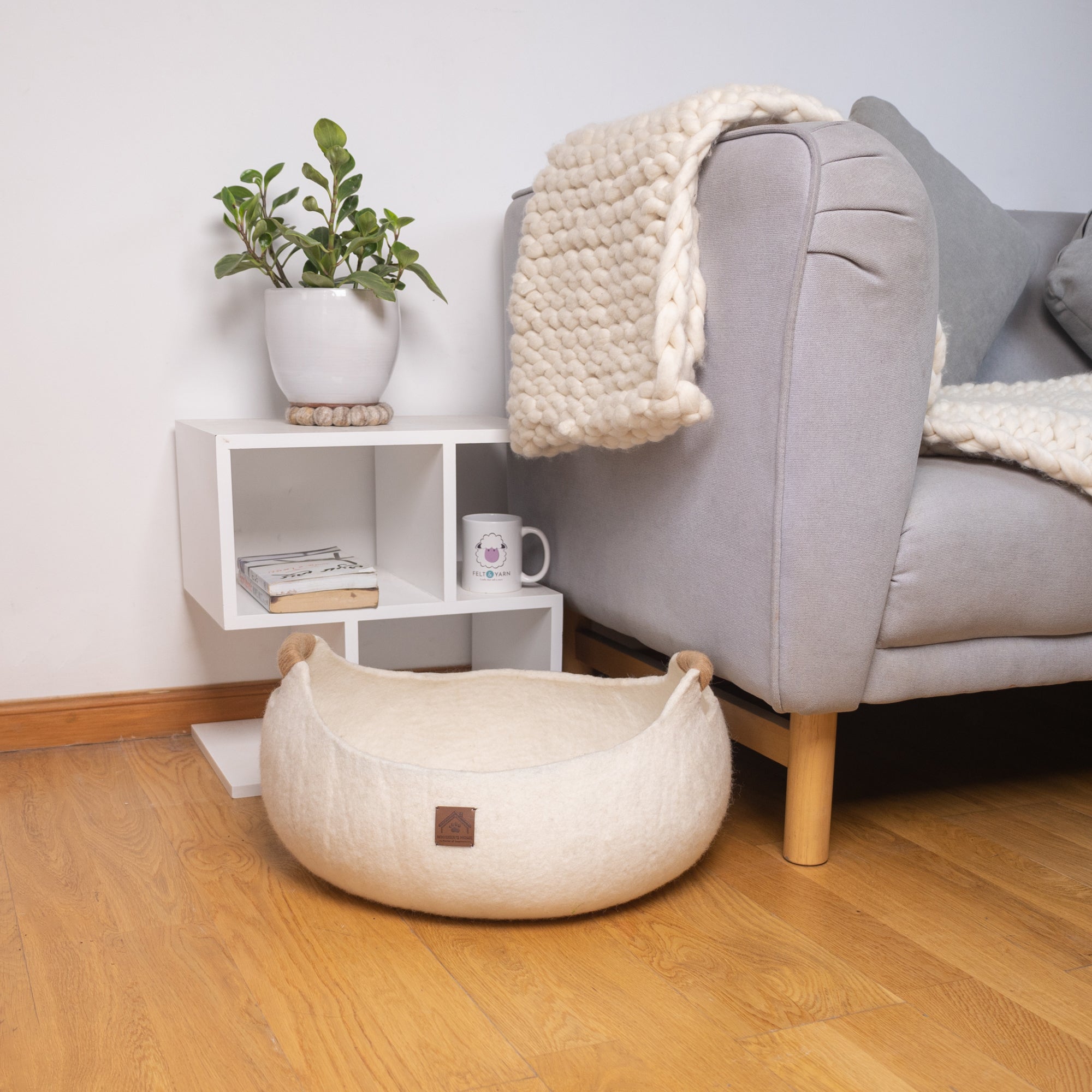 Wool Felt Cat Basket Bed 100% New Zealand Wool handmade color floral brown white black gray cream pet product comfy