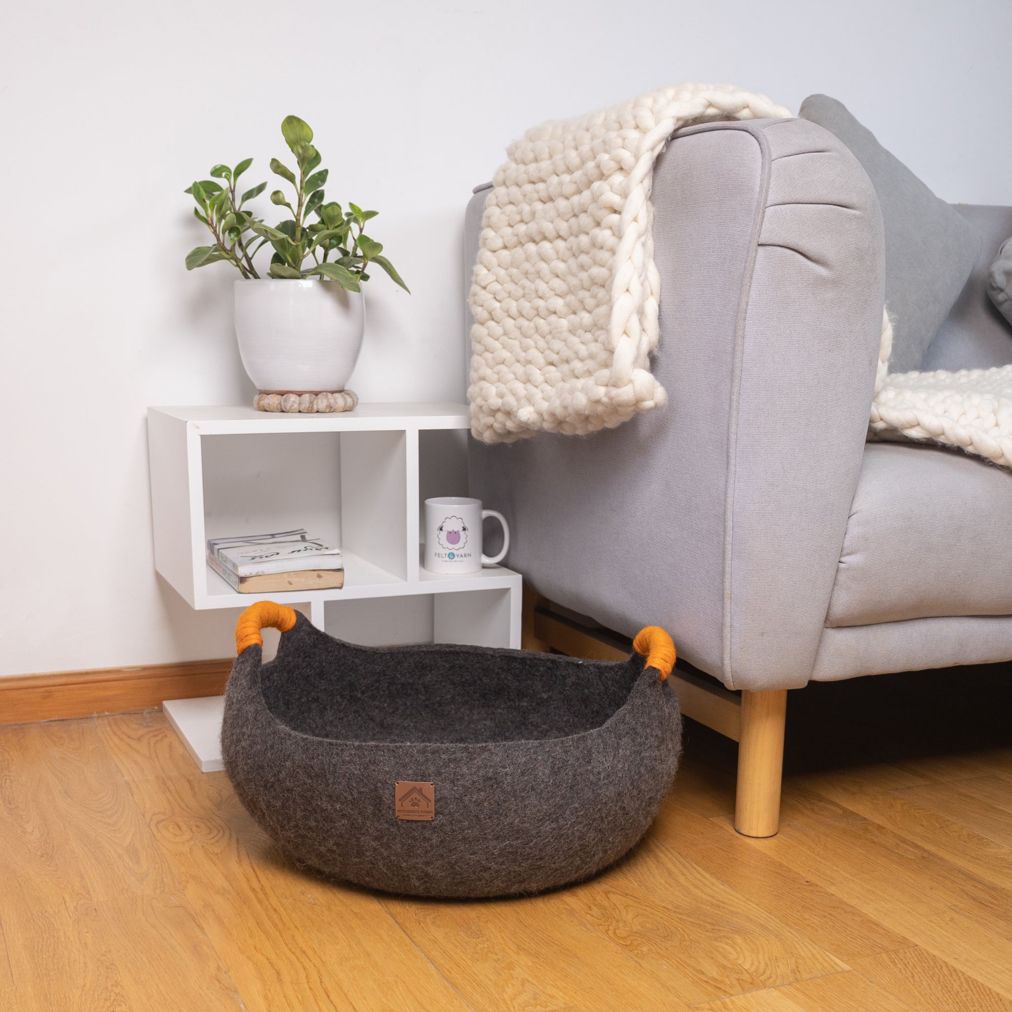 Wool Felt Cat Basket Bed 100% New Zealand Wool handmade color floral brown white black gray cream pet product comfy