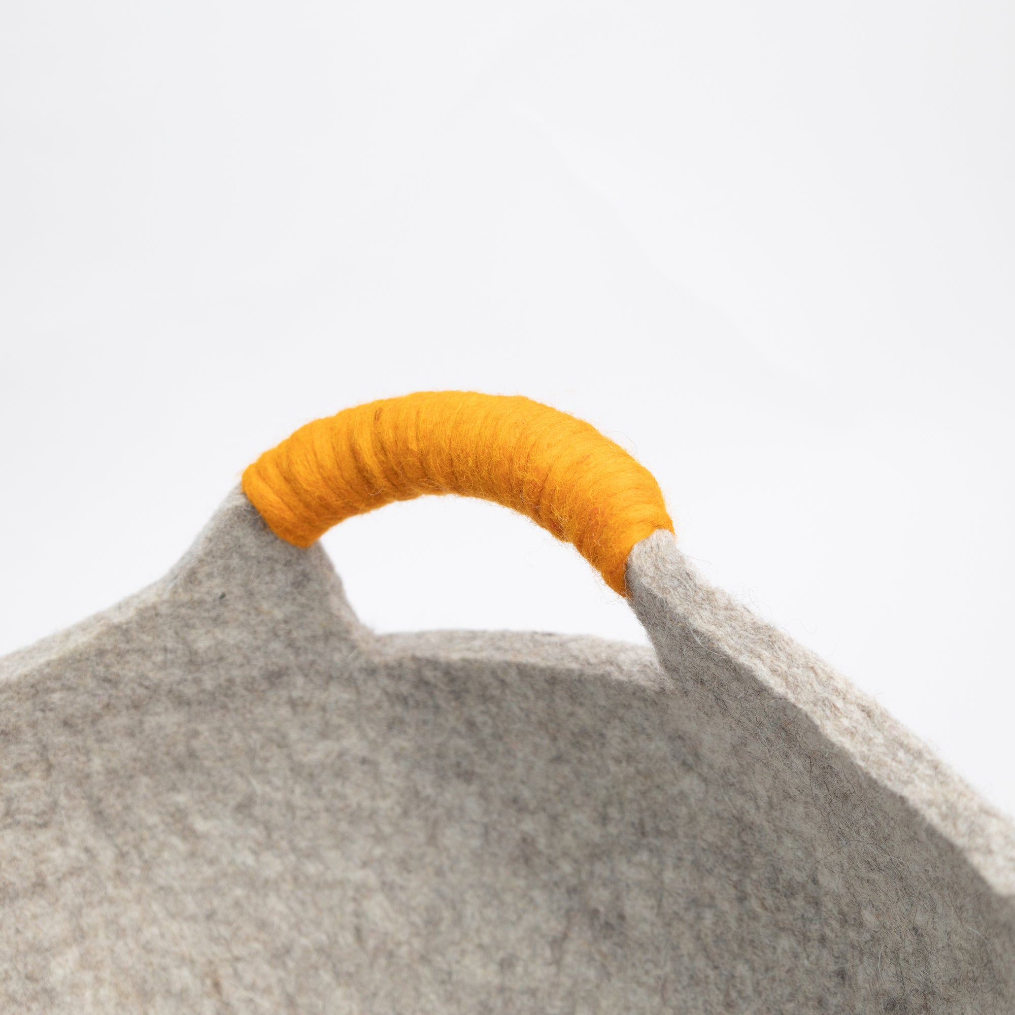 Wool Felt Cat Basket Bed 100% New Zealand Wool handmade color floral brown white black gray cream pet product comfy