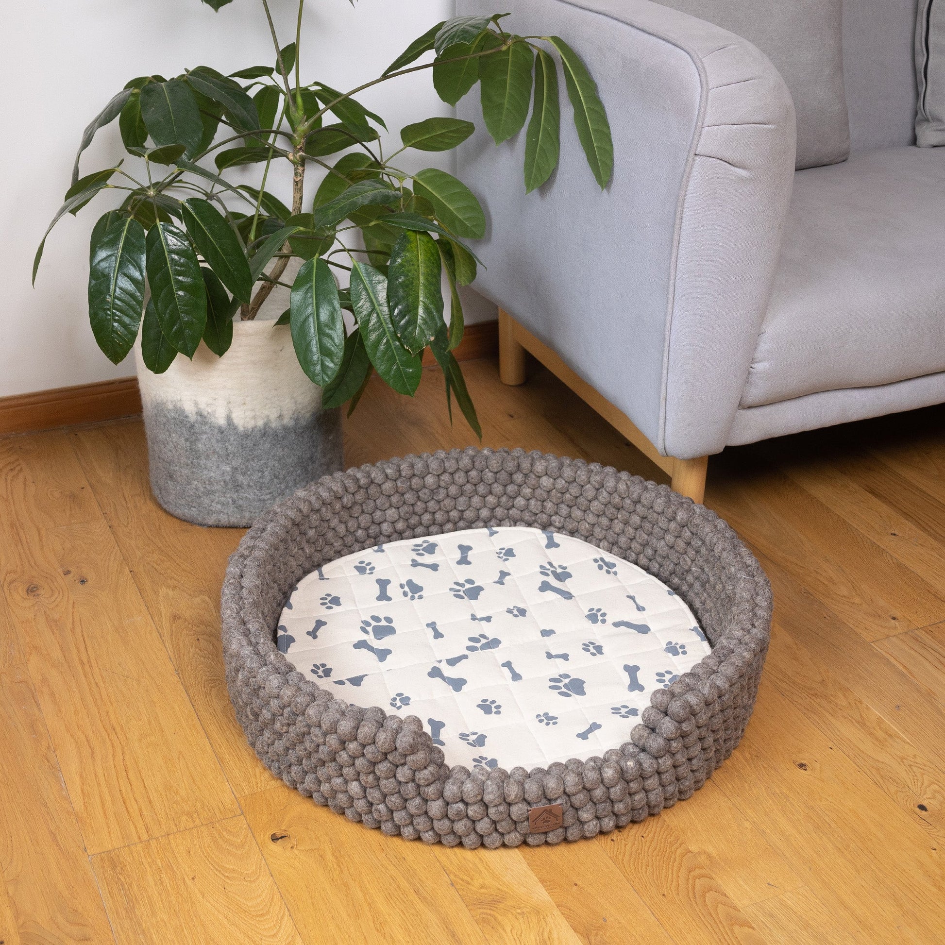Whiskers Home Felt Ball Bolster Dog Bed Handcrafted Wool Bed with a Cozy, Secure Nesting Design Whisker's Home