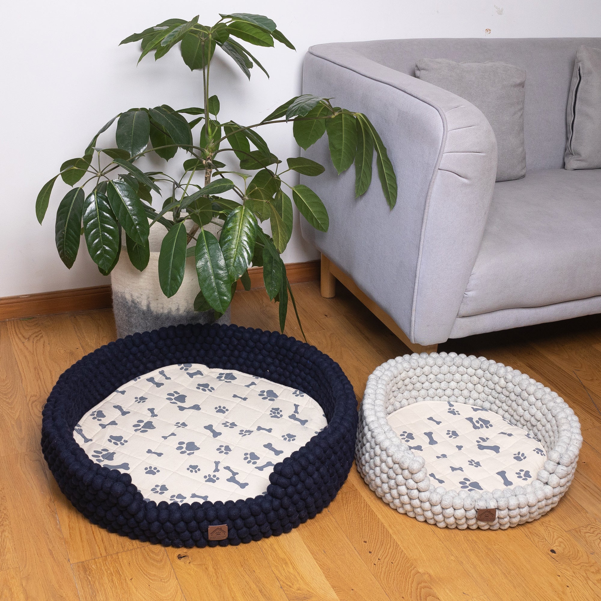 Felt Ball Bolster Dog Bed