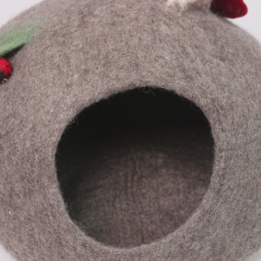 Mini Bug Mushroom Felt Cat Cave 100% New Zealand Wool handmade color floral red green brown 7kg -8kg 50 cm